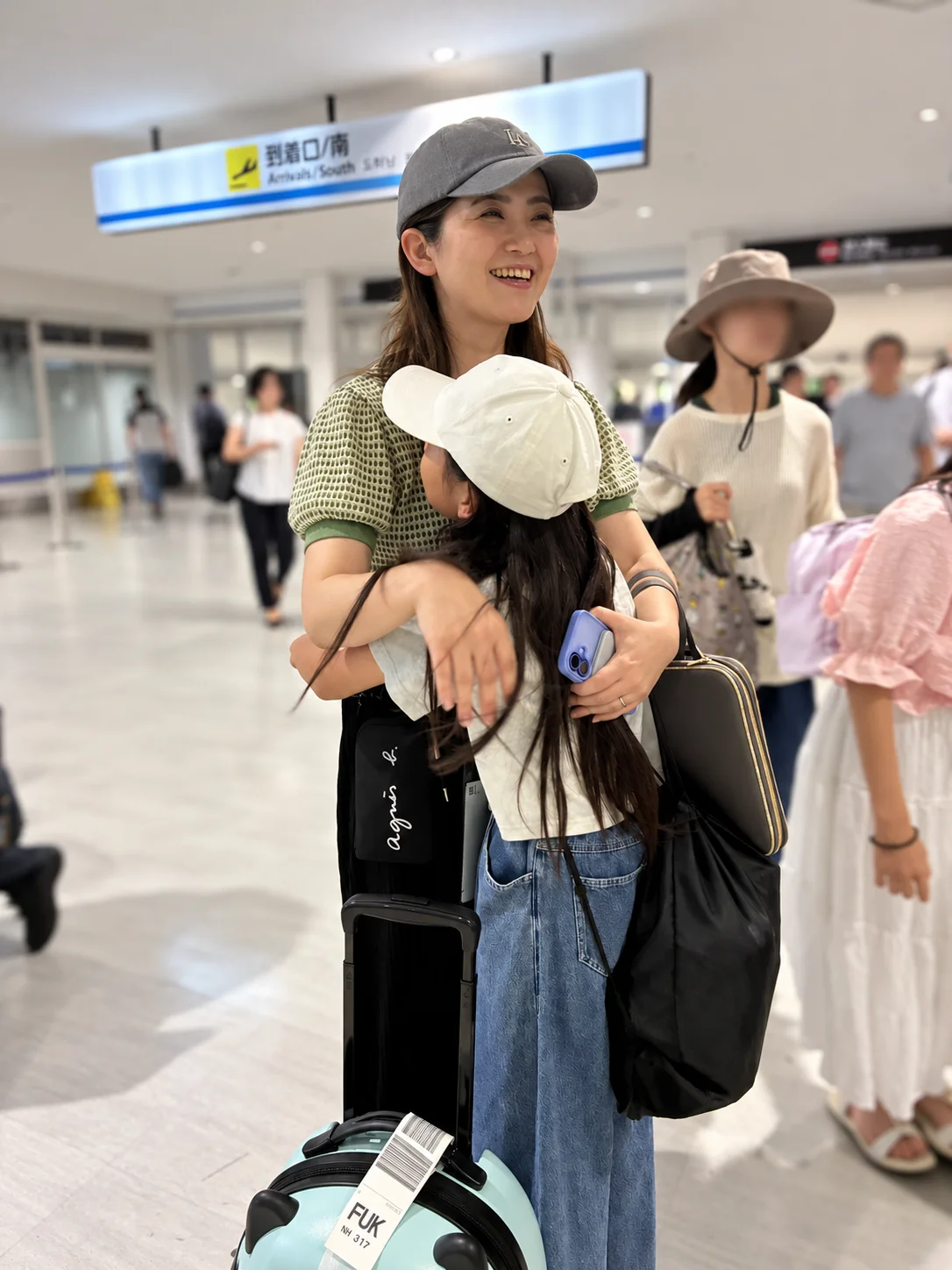 親子留学時の伴さおりと娘たち